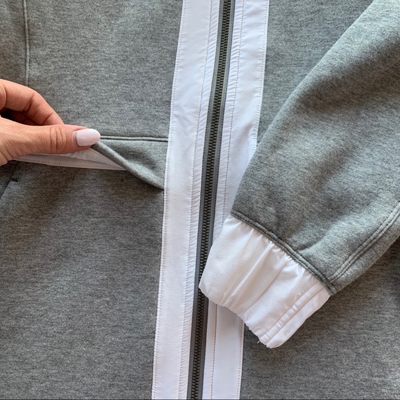 Lululemon Jacket - Picture 3 of 8